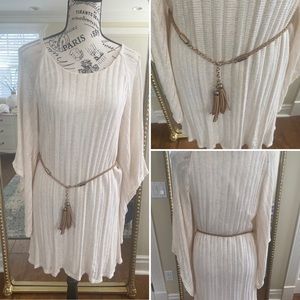 Beautiful mini Dress by Ariella